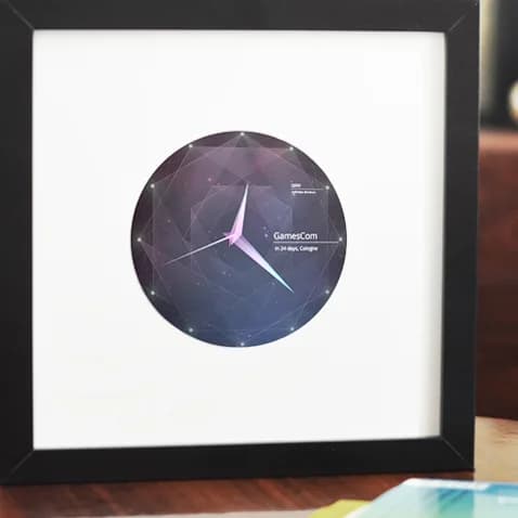 Placeholder image: Close-up of the Boxx on a table with the Cosima app open on the display.